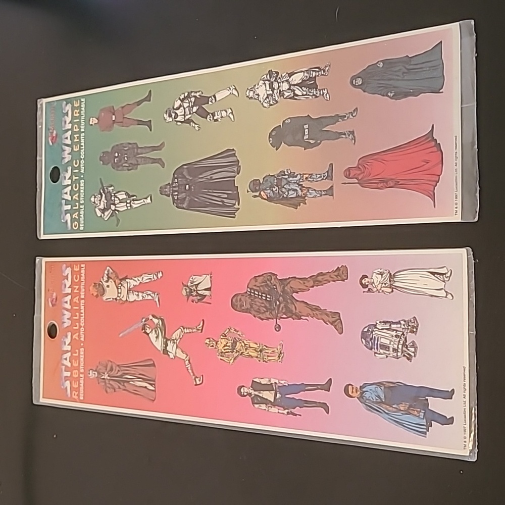 2 packs of Star Wars stickers. Topps Merlin 1997